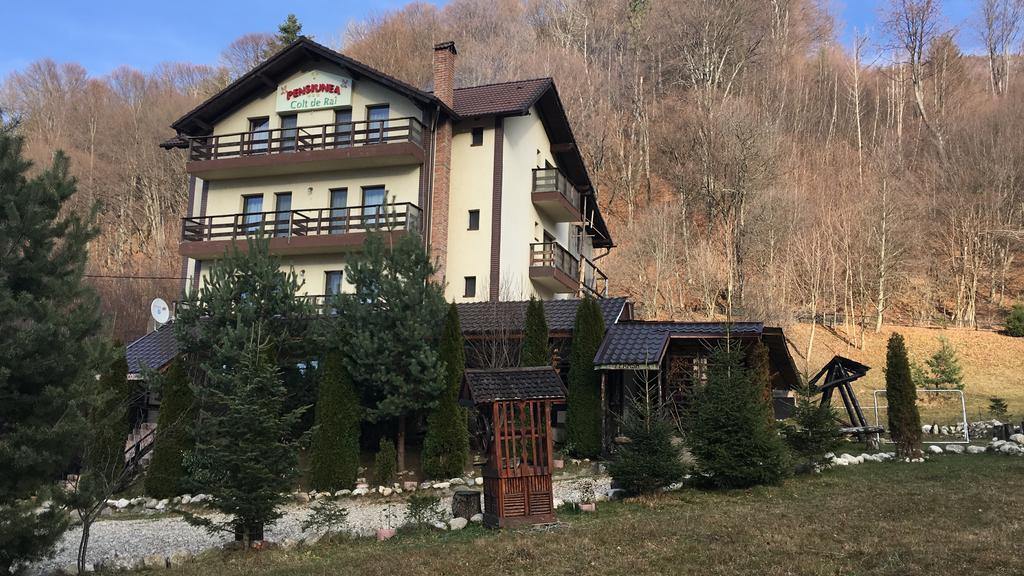 Отель Vila Colt De Rai Рышнов Экстерьер фото